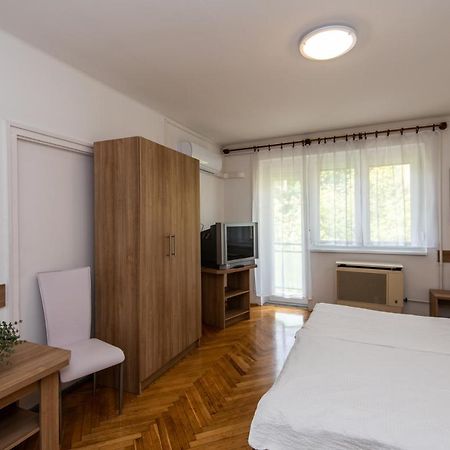 Kis Janos Apartman Σόπρον Εξωτερικό φωτογραφία